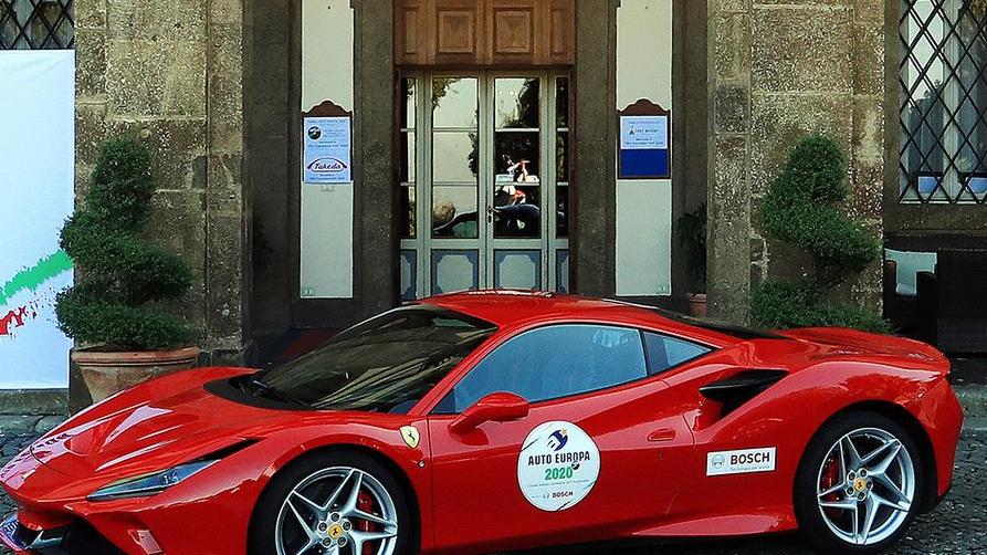 La Ferrari T8 ha vinto il Premio Auto Europa