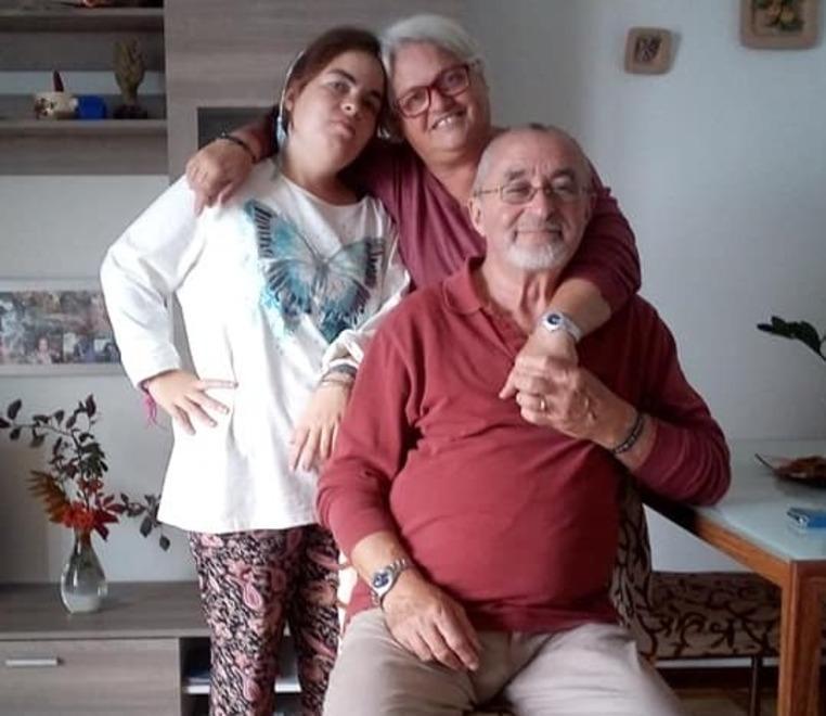 Carpi, il cambio vita della famiglia Scotto: dal mare di Procida a piazza Martiri 