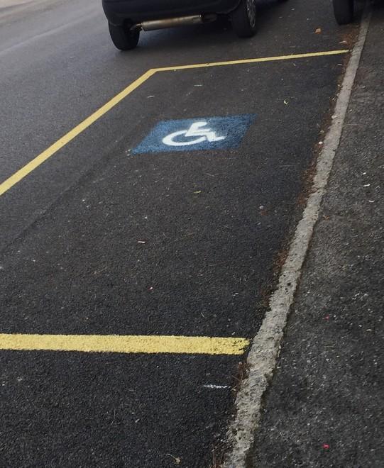 Lo stallo per disabili arriva... dopo due anni