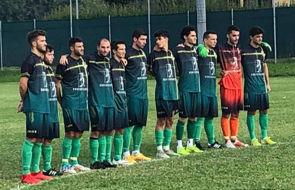 Minacce all’arbitro, lui sospende la partita 