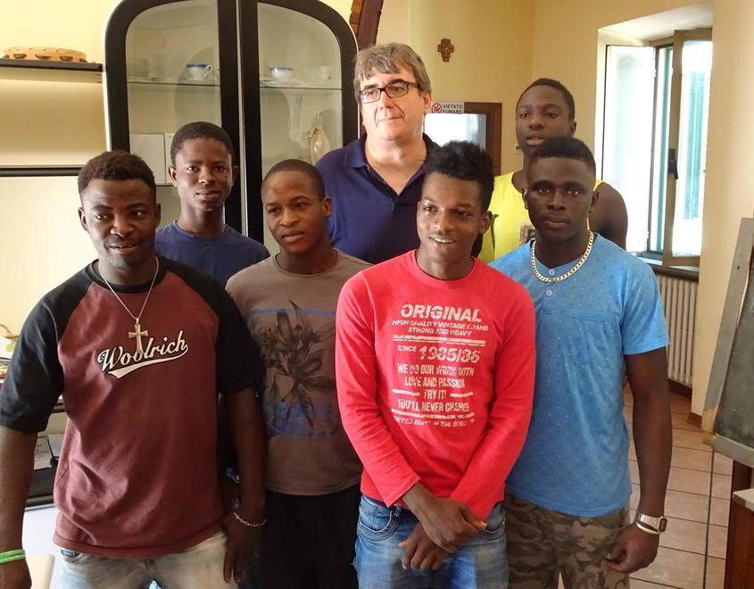 Migranti, a Pistoia ancora due bandi semideserti. Si va verso la proroga degli attuali gestori 