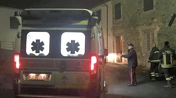 Intervento dell'ambulanza inviata sul posto dalla centrale operativa del 118