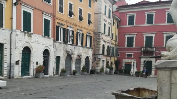 Troppi fondi ora sono chiusi e sfitti