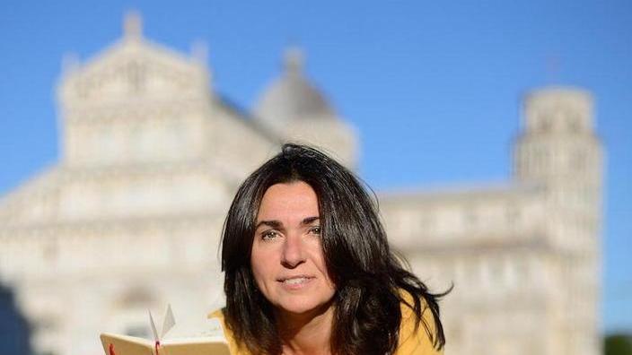 La giornalista Silvia Volpi presenta il suo romanzo giallo