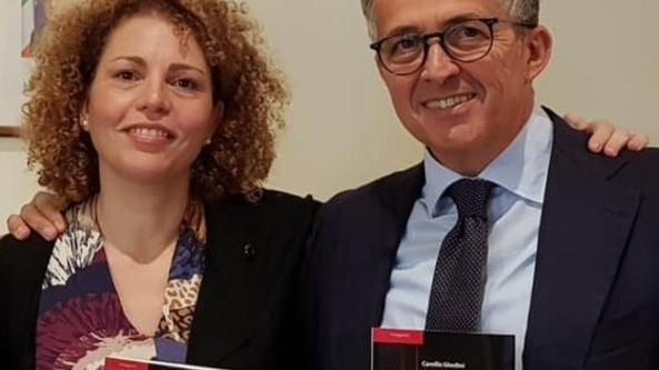 L’uva e l’acciaio La nuova biografia sul tenore Barioni in aiuto ai malati