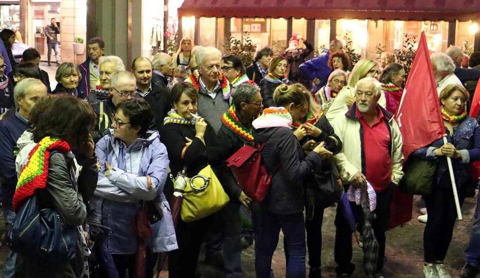  Sostegno al popolo curdo, politica e sindacati uniti: «Cessate il fuoco subito»