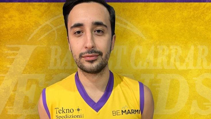 Legends, debutto con vittoria nel derby con il Massa