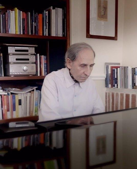 Un inedito e le hit in veste sinfonica Torna Battiato ma senza apparire 