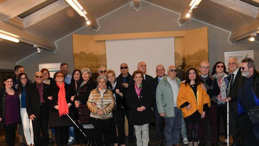 «Bastoni, telefoni, audiolibro Così aiutiamo chi ha bisogno»