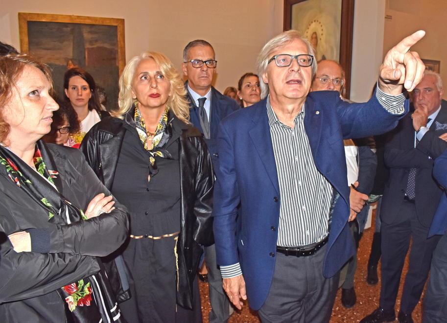 Vittorio Sgarbi promuove le mostre di Pistoia Musei 