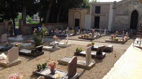 Cimiteri pieni, scatta il bonus per chi sceglie la cremazione