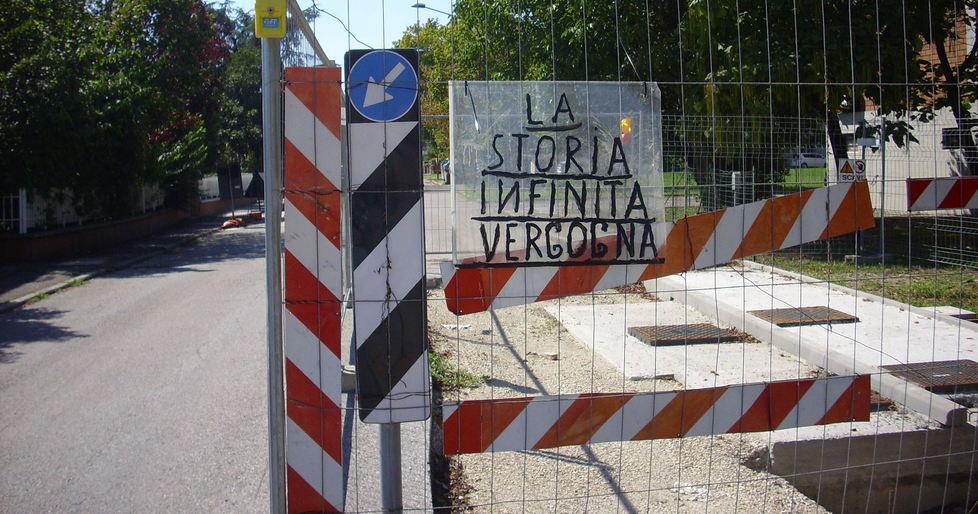 Metà strada ancora bloccata