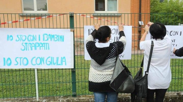 Domani in aula Luca Vecchi