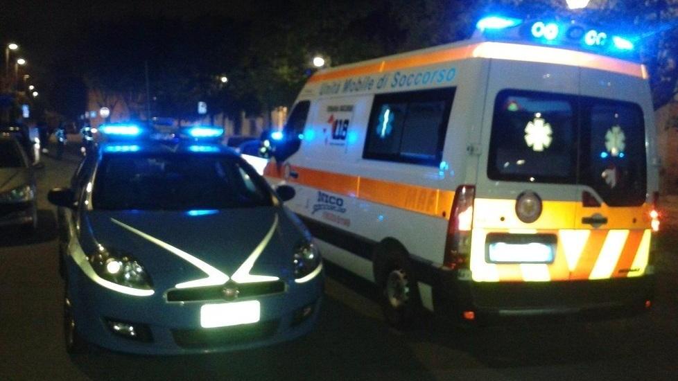 La polizia sulle tracce dell’uomo in fuga: fotografata parte della targa dell’auto