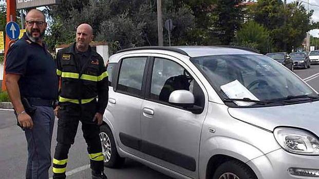 Si sente male in auto e si accascia al volante Muore uomo di 81 anni