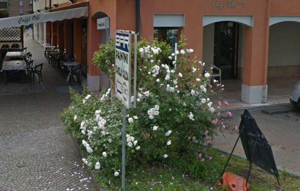 Ladri con il flessibile Al cafè Olé sparisce il cambiamonete