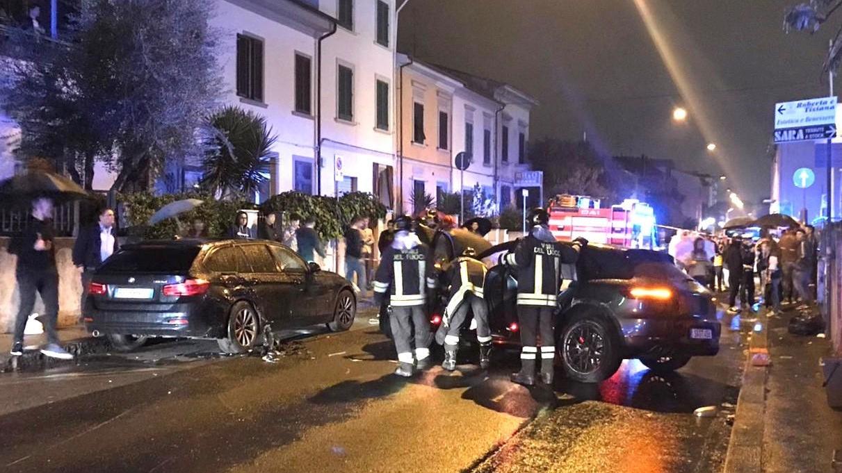 Una immagine dell'incidente in via Pistoiese (Foto Batavia)