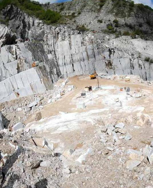 «No alla riapertura della cava ai piedi del Monte Borla» 