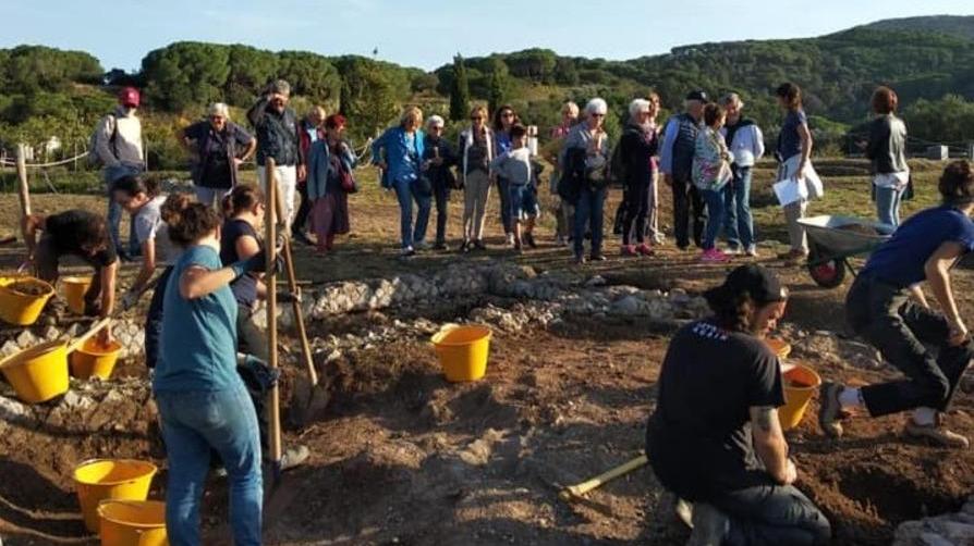 Anelli, monete e antichi utensili Il tesoro infinito di San Giovanni