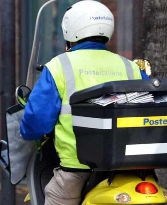 Disservizi postali in Amiata «Portalettere scesi da 22 a 6» 