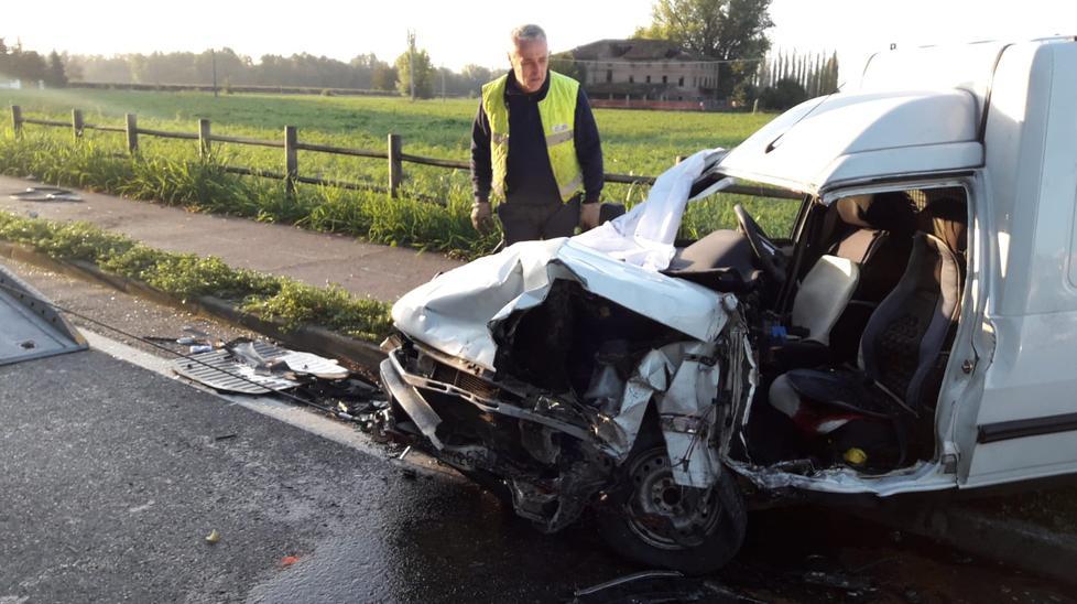 Schianto mortale, indagato un ventenne 