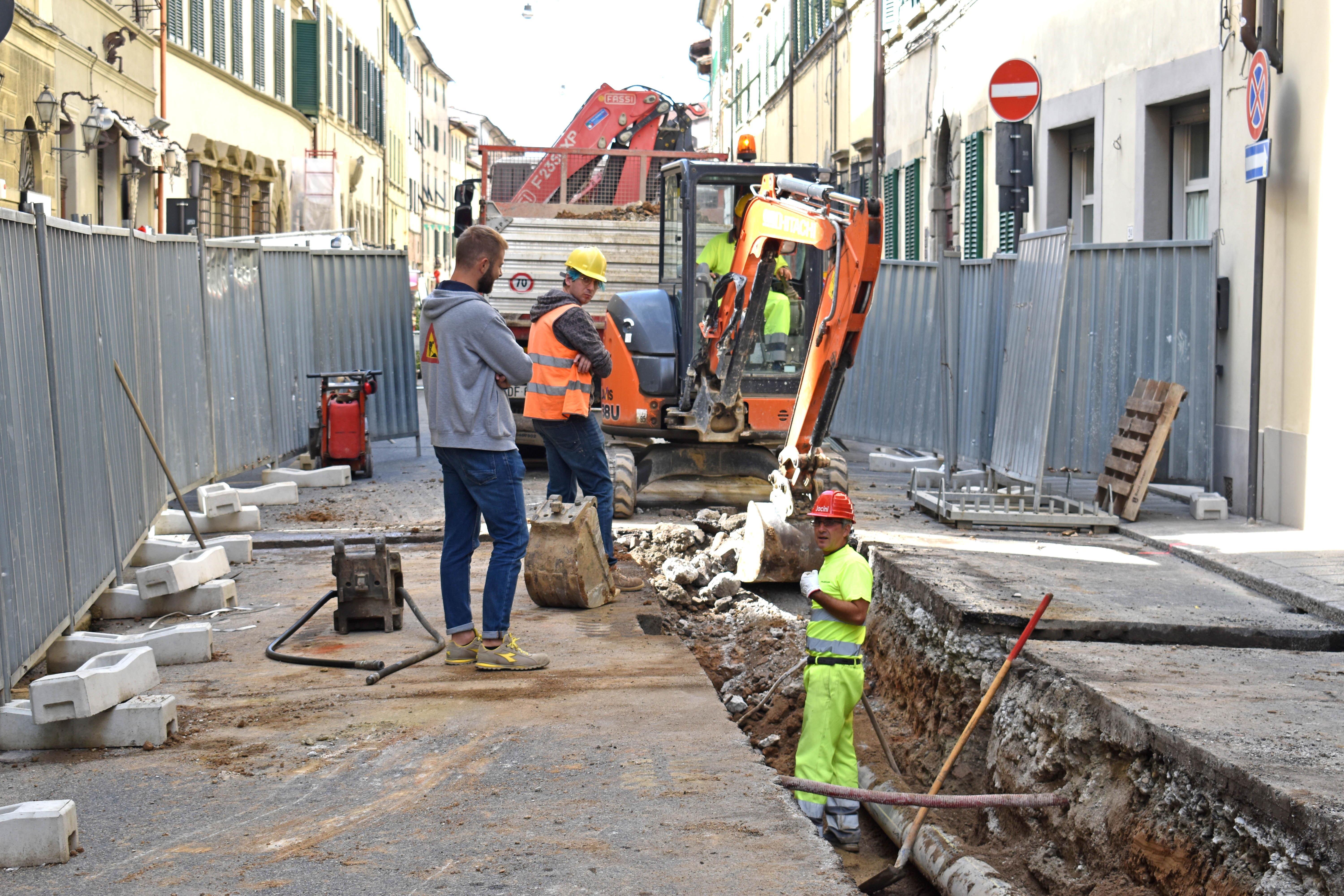 Cassonetti interrati, da lunedì via agli scavi in piazza San Leone