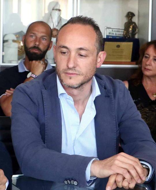 Marciapiedi nuovi lungo via Carducci