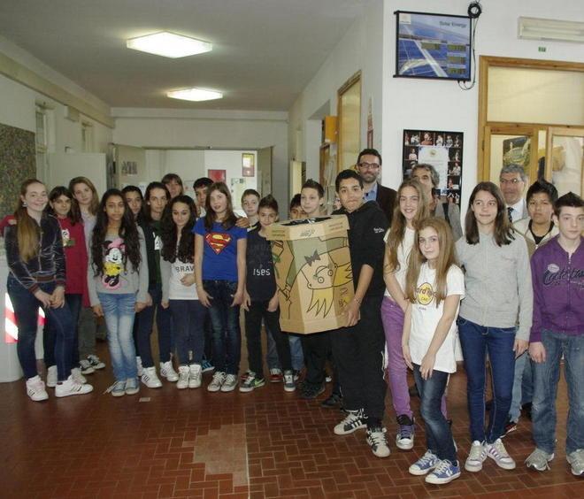 La scuola si finanzia con la carta 