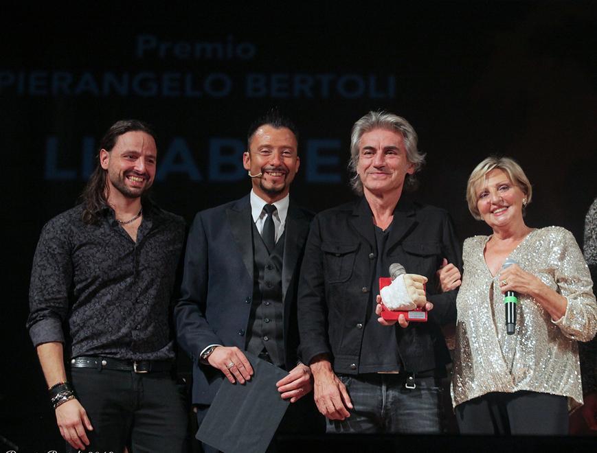 «Pierangelo Bertoli fu il primo a incidere un mio brano... e a farmi cantare» 