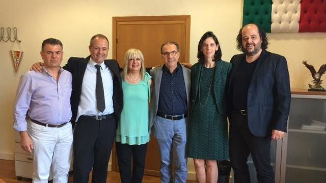 La giunta di Quarrata, al centro il sindaco Marco Mazzanti