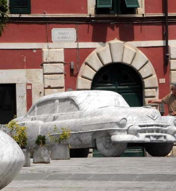 Shopping grandi firme in via Roma 