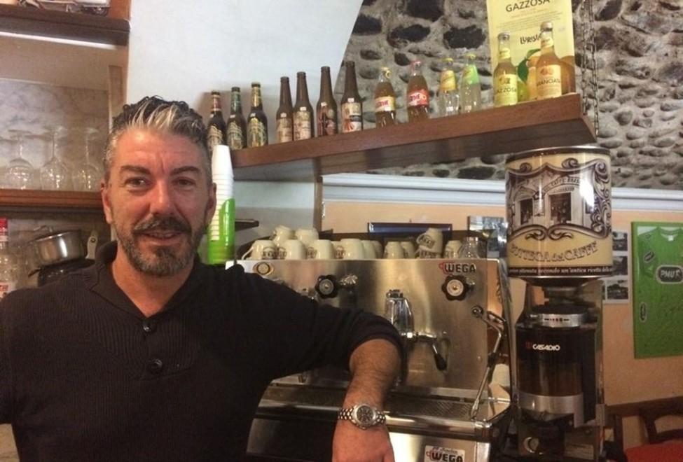 «Fanno tappa qui per il cappuccino anche i pellegrini»