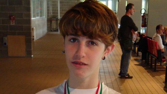 Nuoto: la giovane Linda Caponi conquista altri due titoli italiani