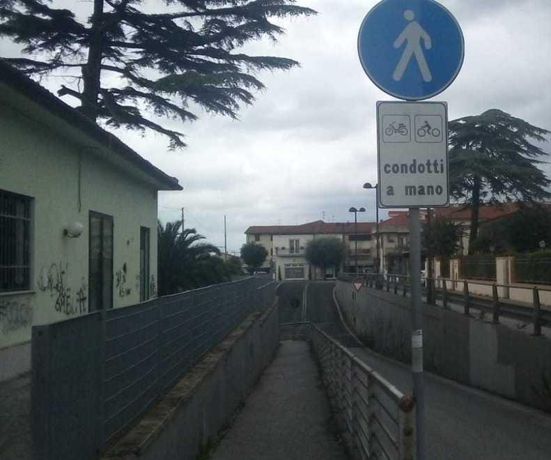 Incidente al ciclista, sottopasso a alto rischio per le due ruote 