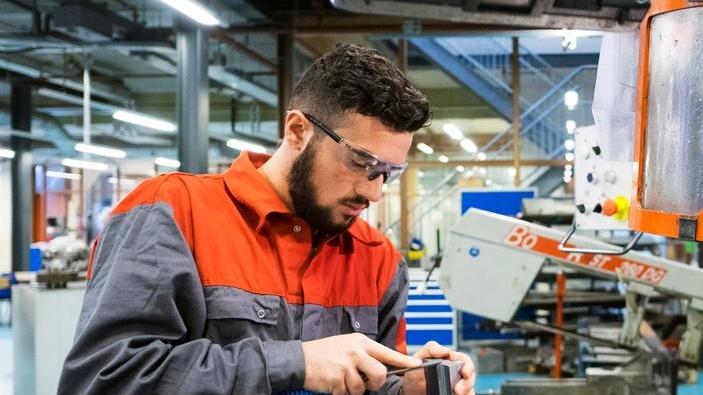 Contratto, pieno di consensi dai lavoratori delle fabbriche