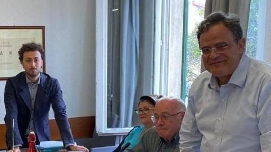 Consigli di frazione, si cambia meno politica e vincoli sui soldi