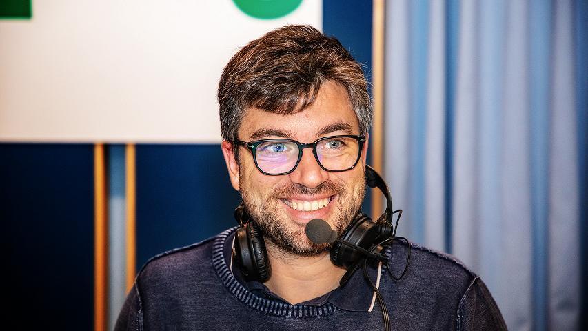 Modena, Stefano Feltri: «Lavoriamo meno ore di quante vorremmo. Ed è solo la prima scomoda verità sull’Italia» 