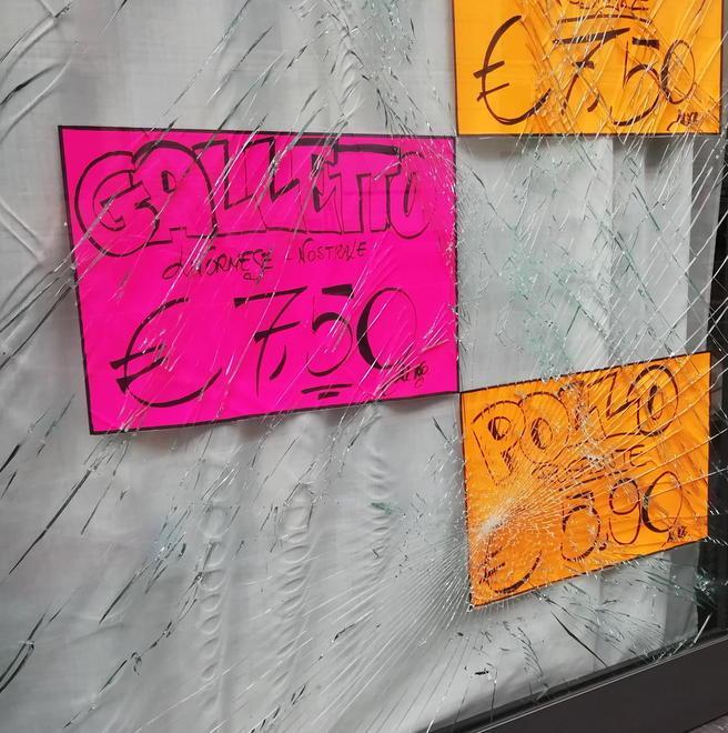 Spaccata nella macelleria