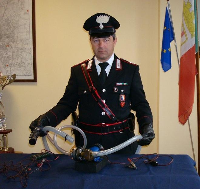 Autista di bisarca sorpreso a rubare il gasolio dal camion 