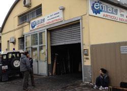 A fuoco capannone di un’azienda: è la seconda volta in un mese 