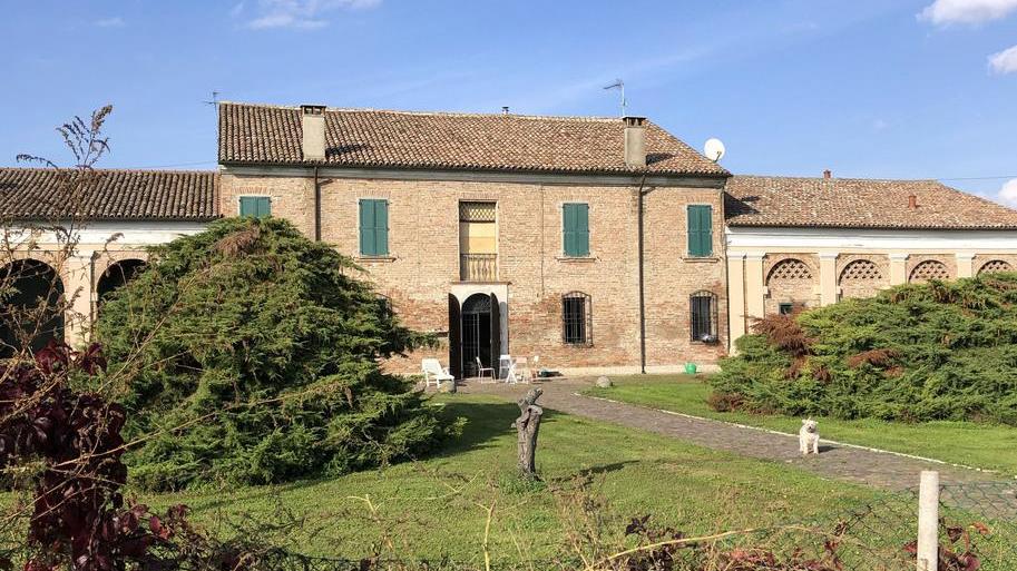 Ferrara, profughi a Ravalle: ma c'è il giallo degli alloggi. E il Pd di Bondeno: troppo vicini a noi, non va bene