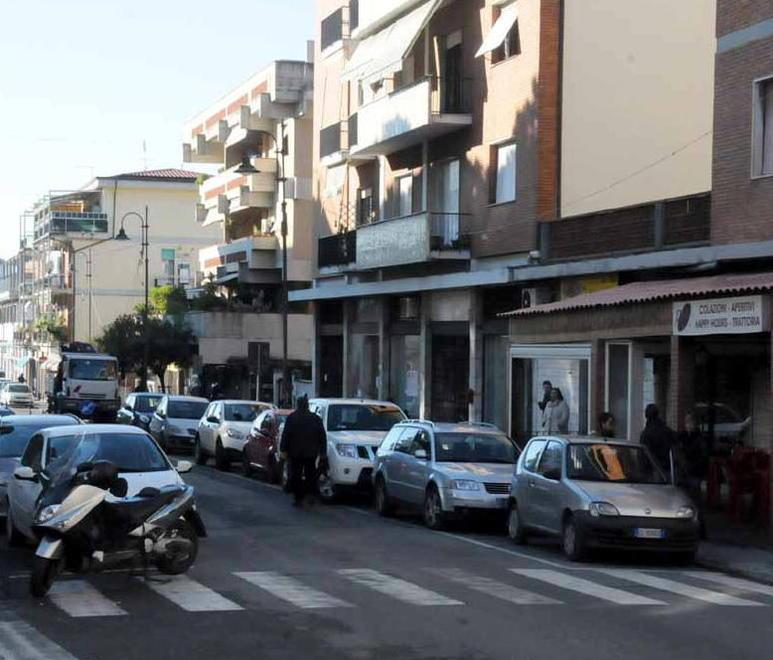 Black out nel cuore di Avenza, sventati due furti 