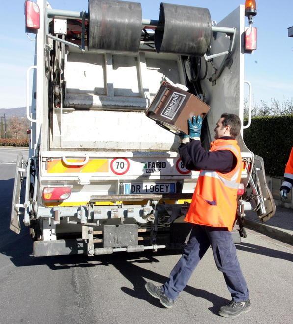 «Insieme alla bolletta per i rifiuti non ho ricevuto alcun sconto» 