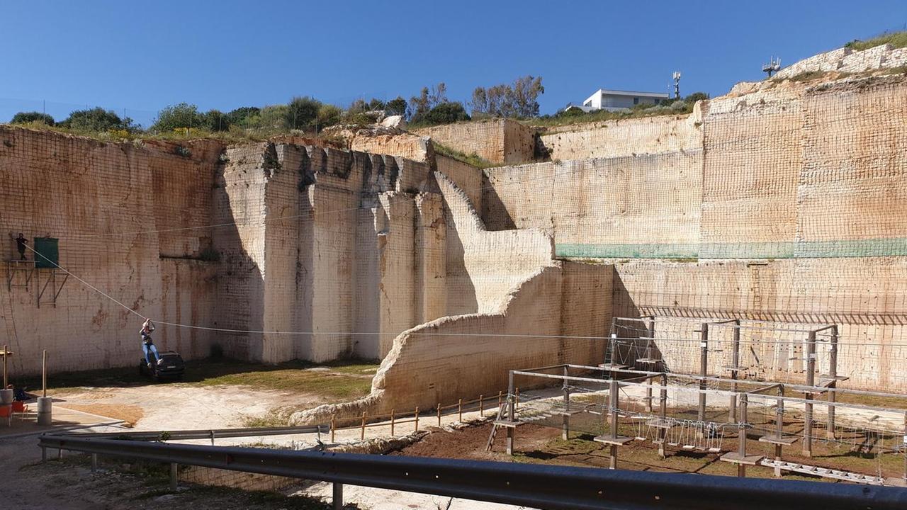 Monteleone, nelle cave lo show di musica e sport