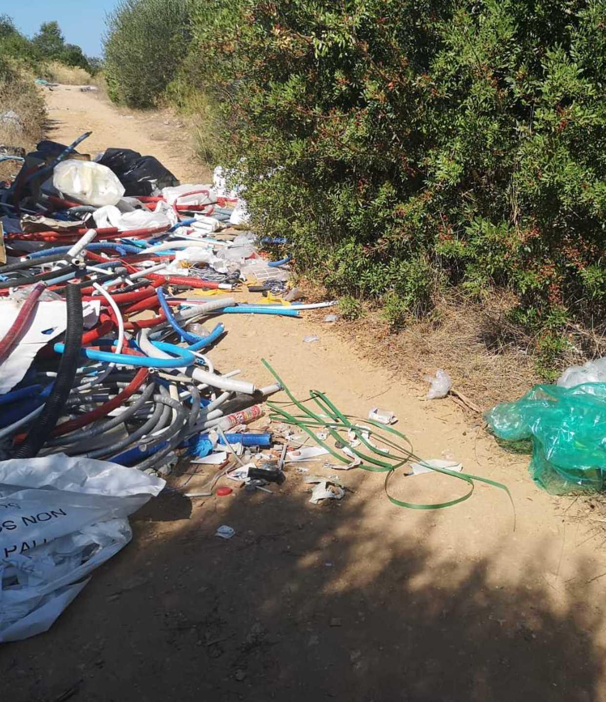Fondi contro le discariche a Lodè al via le bonifiche 