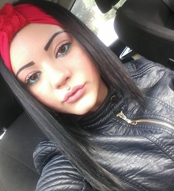 Morta in discoteca, il telefono di Erika consegnato ai carabinieri: lo avevano tenuto le amiche 