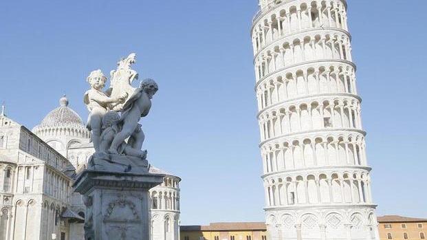 La Torre sta ancora lentamente riducendo la sua pendenza