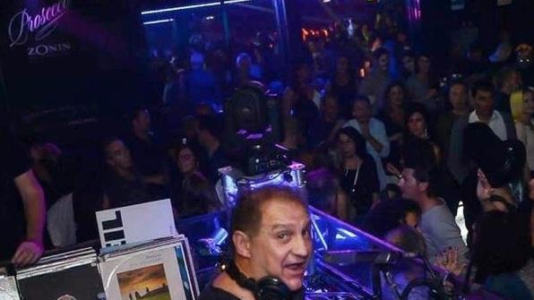 Checco dj, la sua hit di successo festeggia col botto i 25 anni