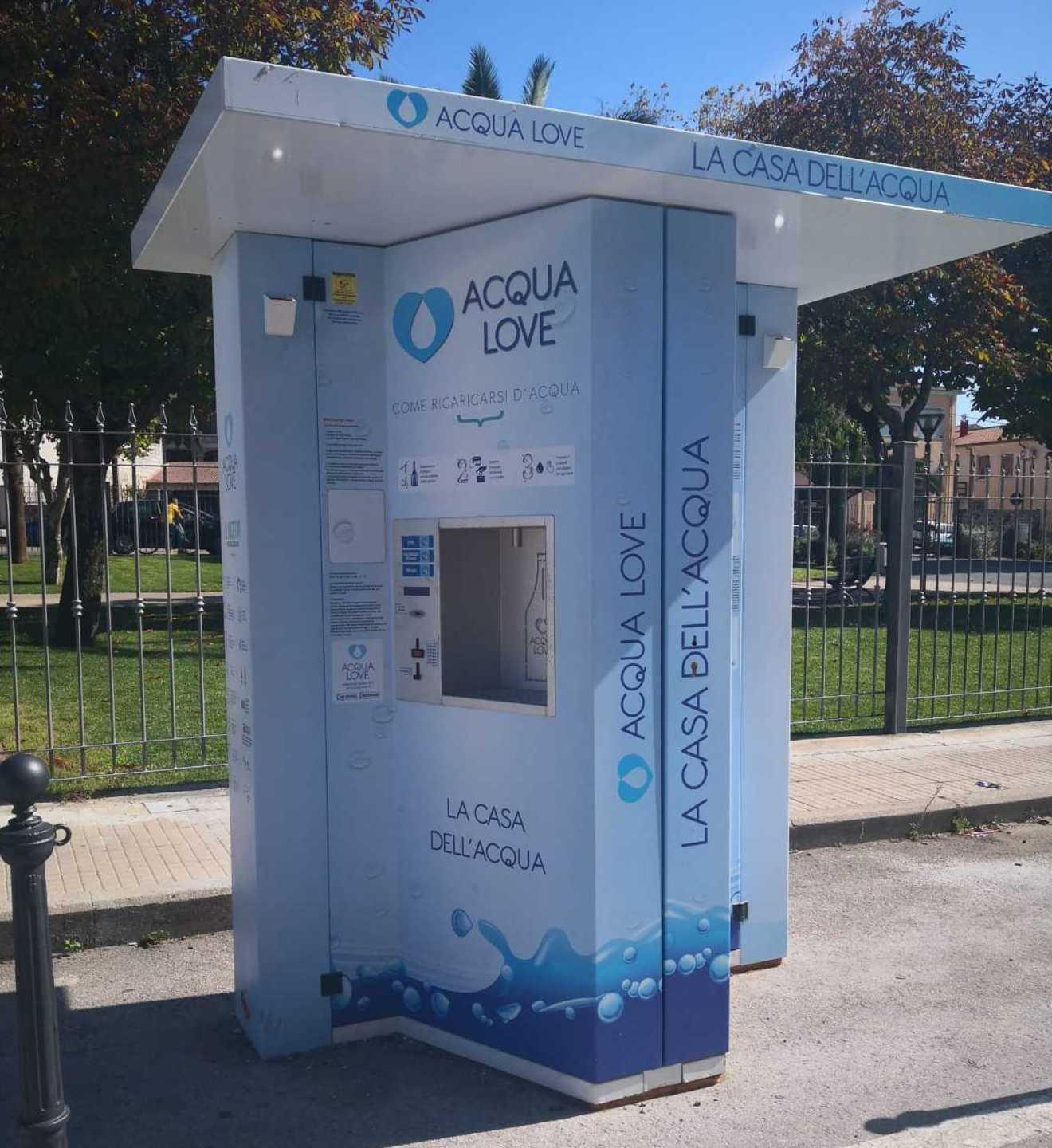 Una casetta dell’acqua e borracce ai bambini ora Ploaghe è più green