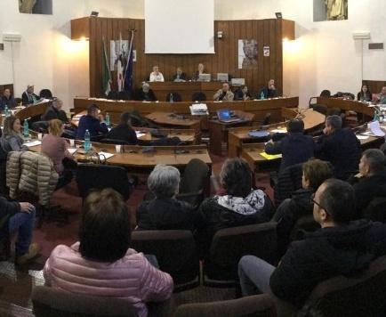 Campagna acquisti Udc, nuovo terremoto in aula 